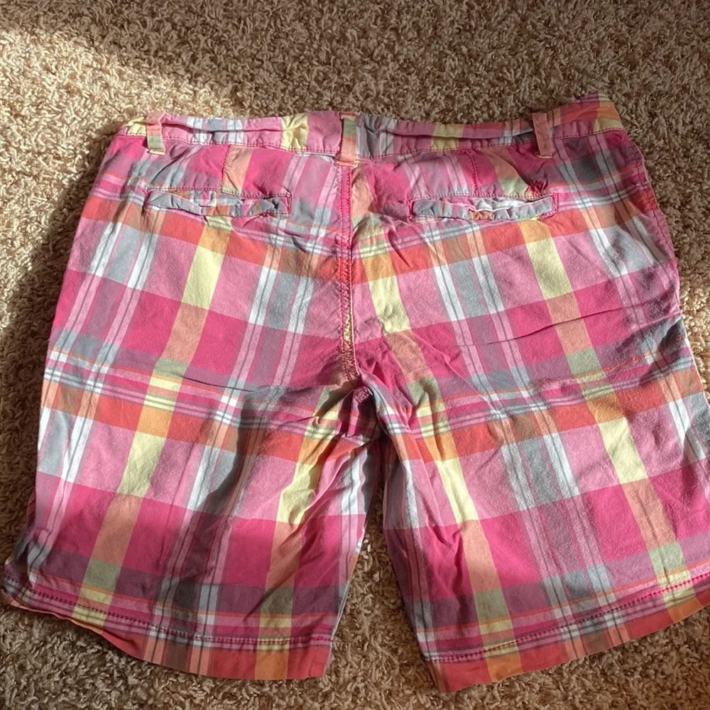Plaid Bermuda Shorts - Picture 4 of 5